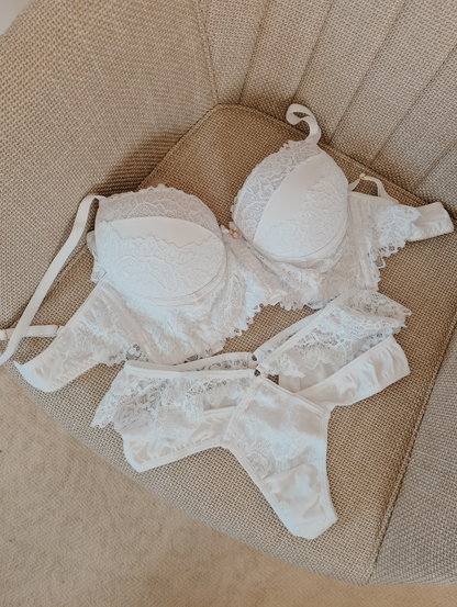 Set Lingerie in Microfibra e Pizzo Plus Size - 3 Pezzi