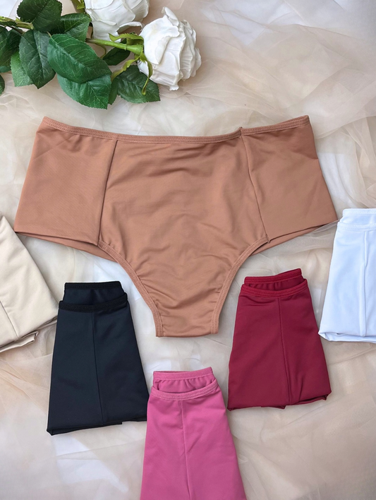 Slip a Vita Alta con Compressione Media – Comfort, Modellazione e Sicurezza